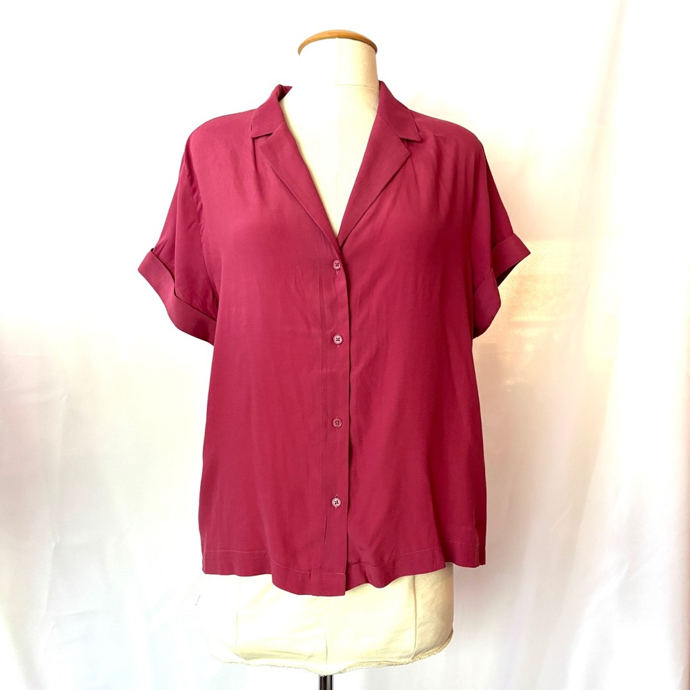 EUC Banana Republic Raspberry Button Down Camp Shirt